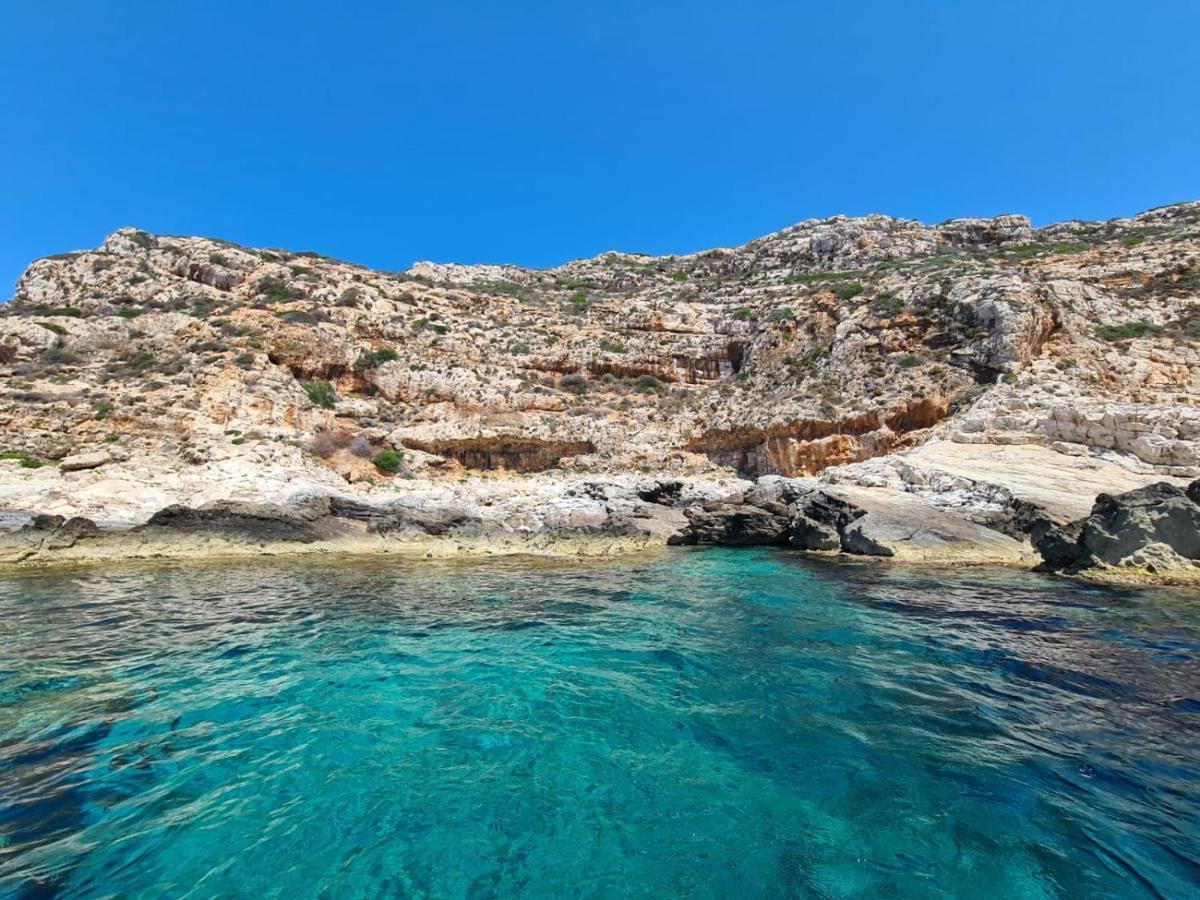 Bed and Breakfast Sole Mare Sale Торре-Нубия Экстерьер фото